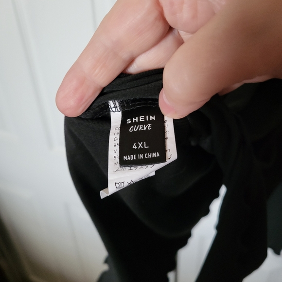 Ladies 2xl sparkle and black sharkbite tank or beach cover - Picture 3 of 4